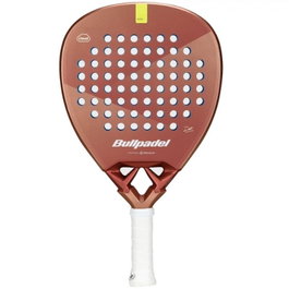 Bullpadel Vertex 05 Woman Cloud 2026 (Delfi Brea) Marrón